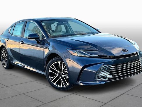New 2026 Toyota Camry XLE image 2