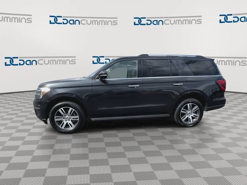 Used 2024 Ford Expedition Limited AWD/4WD image 5