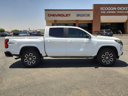 Used 2023 Chevrolet Colorado Z71 w/ Z71 Convenience Package 2 AWD/4WD image 5