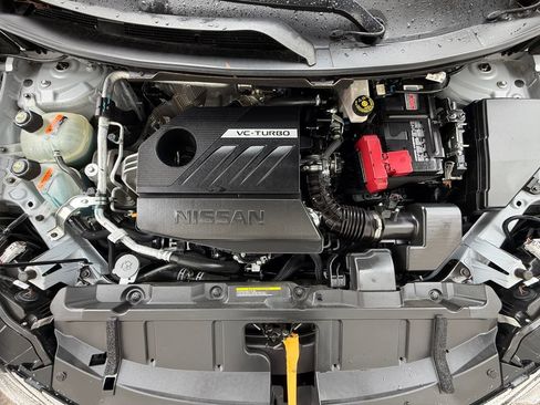 Used 2023 Nissan Rogue SV FWD image 9