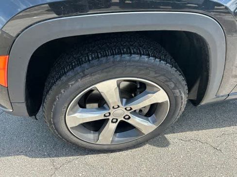 Used 2021 Jeep Grand Cherokee L Limited w/ Trailer Tow Group (B) AWD/4WD image 3