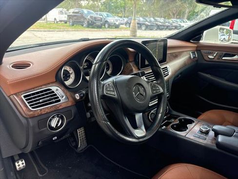 Used 2017 Mercedes-Benz CLS 550 4MATIC image 12