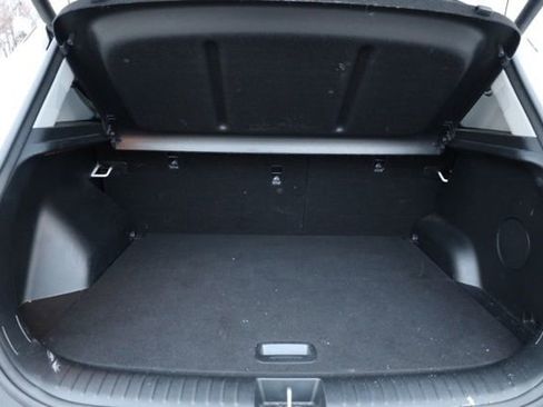 Used 2025 Kia Seltos SX w/ SX Sunroof Package image 38