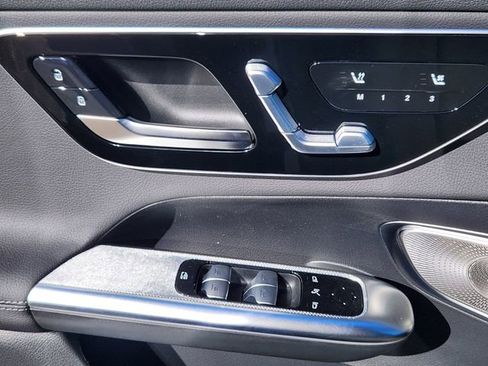 New 2026 Mercedes-Benz GLC 300 4MATIC image 11