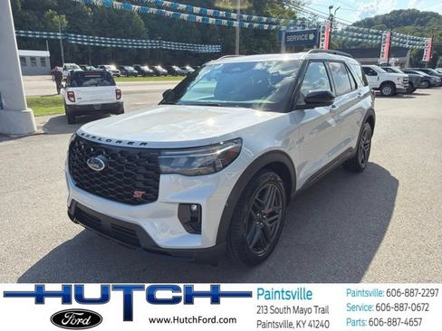 New 2026 Ford Explorer ST w/ Sun And Sound Package AWD/4WD image 8