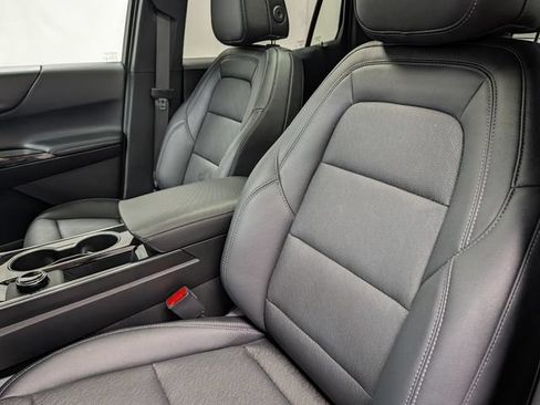 Certified 2026 Chevrolet Equinox LT w/ Convenience Package II AWD/4WD image 10