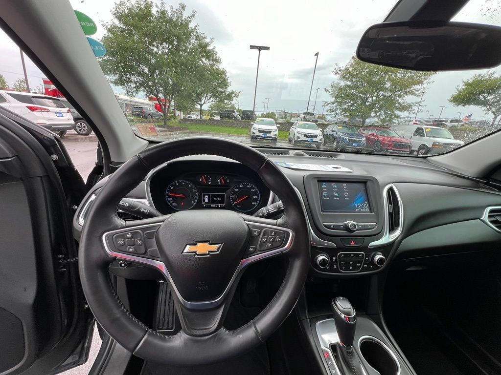 Used 2018 Chevrolet Equinox LT FWD image 39