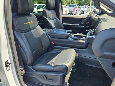 New 2025 Ford Expedition Tremor image 18