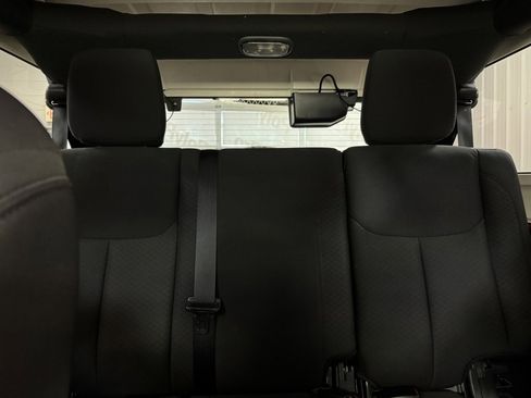 Used 2016 Jeep Wrangler Unlimited Sport w/ Connectivity Group image 13