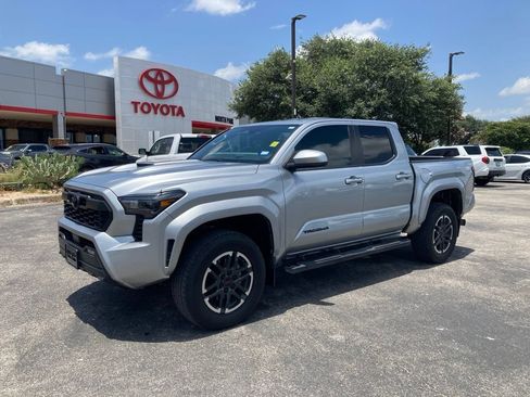 Used 2024 Toyota Tacoma TRD Sport RWD image 1