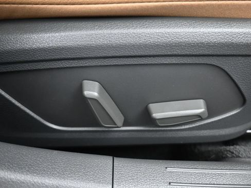 Used 2021 Hyundai Sonata Limited FWD image 45