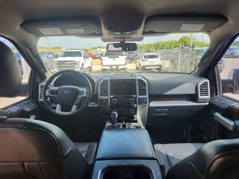 Used 2015 Ford F150 Lariat AWD/4WD image 10
