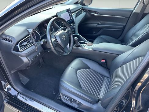 Used 2023 Toyota Camry SE w/ Convenience Package image 11