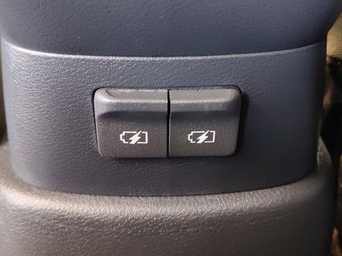 Certified 2024 Nissan Kicks S image 30