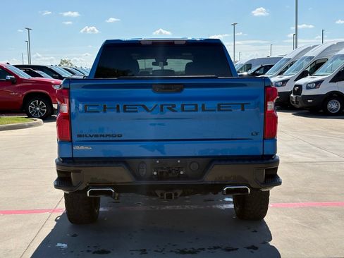 Used 2023 Chevrolet Silverado 1500 LT Trail Boss w/ Protection Package AWD/4WD image 6