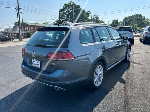 Used 2019 Volkswagen Golf Alltrack S AWD/4WD image 8