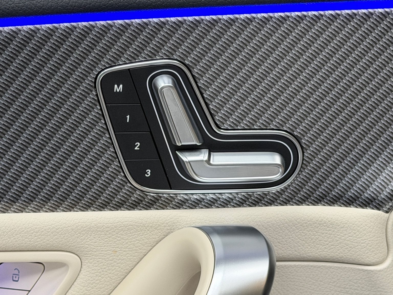 Certified 2025 Mercedes-Benz CLA 250 image 21