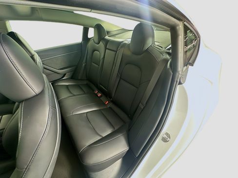 Used 2023 Tesla Model 3 Standard Range RWD image 27