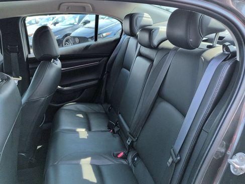 Used 2023 MAZDA MAZDA3 s FWD image 13