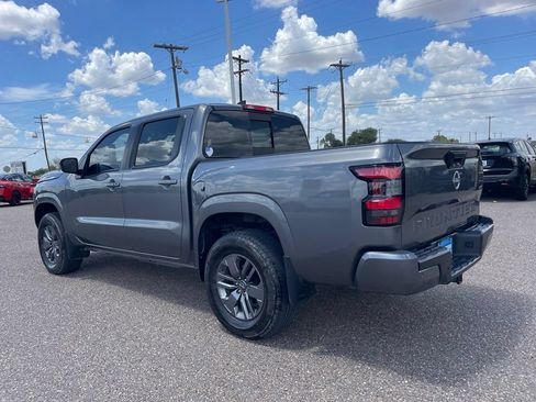 Certified 2025 Nissan Frontier SV w/ SV Convenience Package AWD/4WD image 5