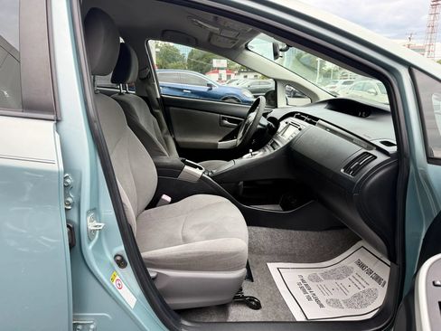 Used 2013 Toyota Prius Prime Plug-In Hybrid FWD image 33