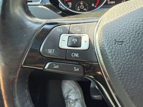 Used 2017 Volkswagen Jetta SEL FWD image 19