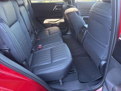 New 2026 Mitsubishi Outlander SEL FWD image 25