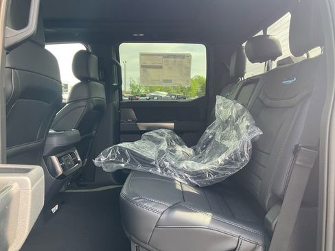 New 2026 Ford F250 Platinum AWD/4WD image 14