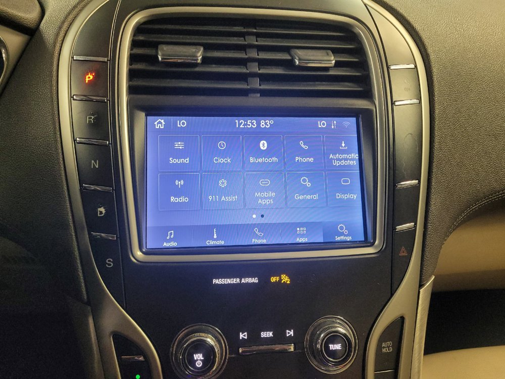 Used 2020 Lincoln Nautilus FWD image 25