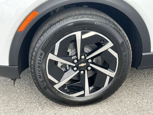New 2026 Chevrolet Equinox EV LT FWD image 32
