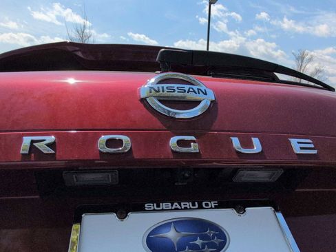 Used 2021 Nissan Rogue SL w/ Premium Package FWD image 13