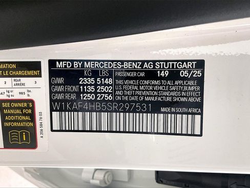 New 2025 Mercedes-Benz C 300 4MATIC Sedan image 18