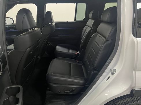 Used 2024 Hyundai Santa Fe Calligraphy w/ Tow & Go Package FWD image 27