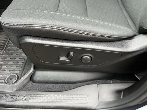 Used 2026 RAM 1500 Big Horn AWD/4WD image 23