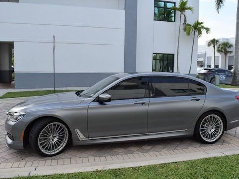 Used 2018 BMW ALPINA B7 xDrive w/ Luxury Rear Seating Package AWD/4WD image 4