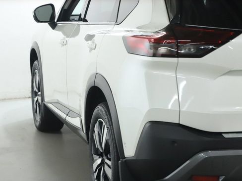 Certified 2023 Nissan Rogue SL w/ SL Premium Package AWD/4WD image 44