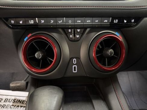 Used 2024 Chevrolet Blazer RS w/ Driver Confidence II Package AWD/4WD image 19