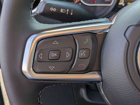 New 2026 Jeep Wrangler Unlimited Sahara AWD/4WD image 15