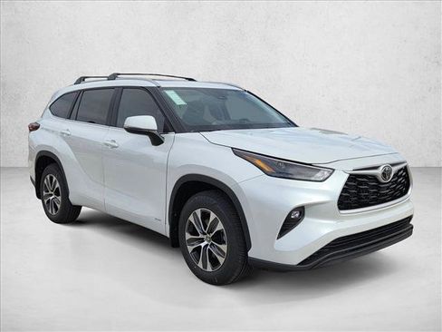 New 2026 Toyota Highlander XLE AWD/4WD image 7