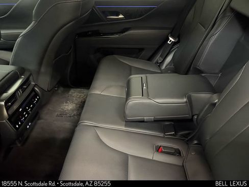 Used 2024 Lexus LX 600 4WD w/ Interior Upgrade Package image 13