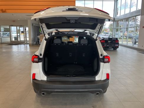 Used 2025 Ford Escape ST-Line image 25