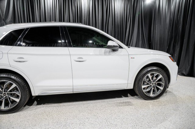 Used 2023 Audi Q5 2.0T Premium Plus w/ Premium Plus Package AWD/4WD image 4