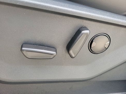 Used 2025 Ford Expedition Max Active AWD/4WD image 24