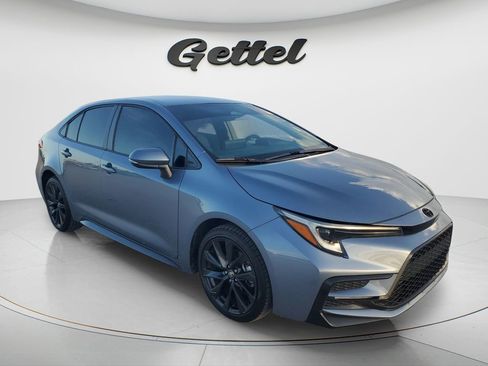 Certified 2024 Toyota Corolla SE image 2