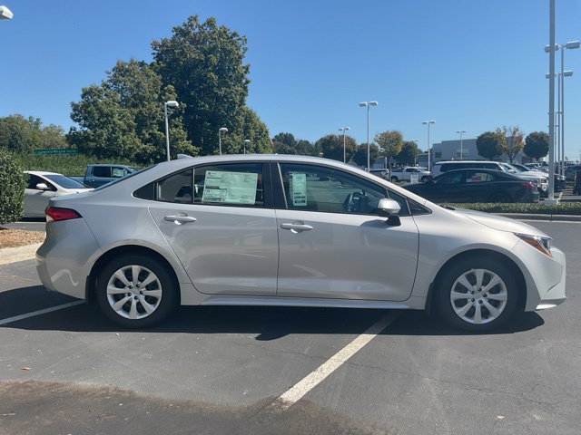 New 2027 Toyota Corolla LE FWD image 5