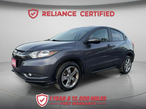 Used 2017 Honda HR-V EX image 2