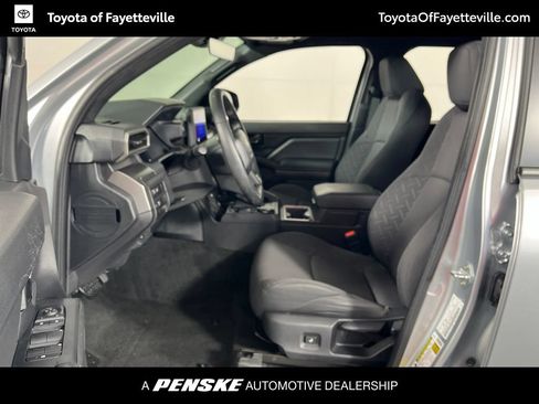Certified 2024 Toyota Tacoma SR5 AWD/4WD image 22