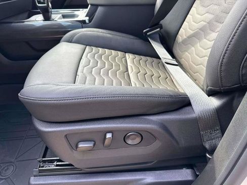 New 2026 Chevrolet Silverado 1500 ZR2 image 9