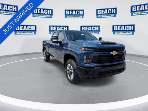 New 2026 Chevrolet Silverado 2500 Custom w/ Custom Value Package AWD/4WD image 2