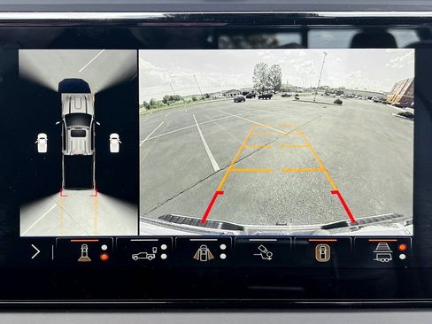 Used 2024 GMC Sierra 3500 Denali Ultimate image 5